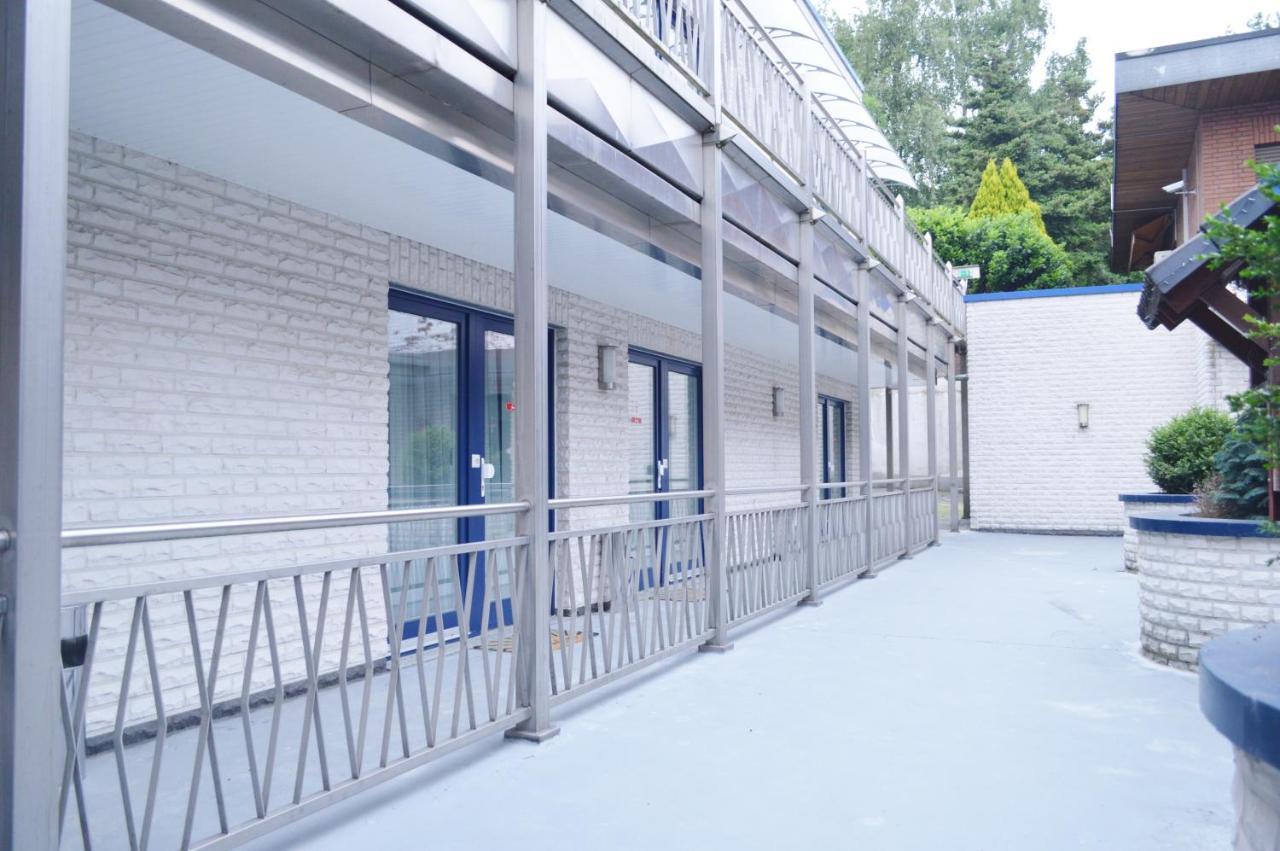 Hotel B8 Voerde Exterior photo