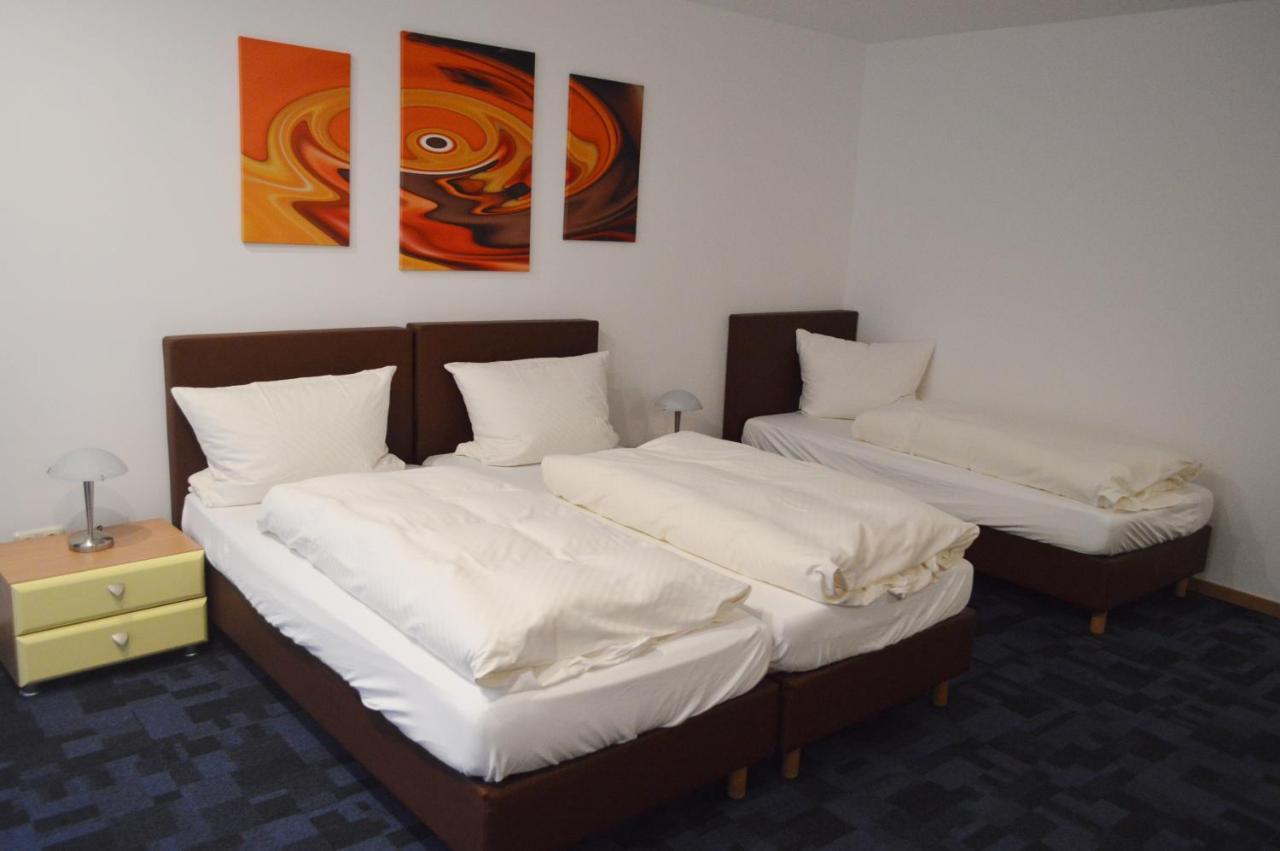 Hotel B8 Voerde Exterior photo